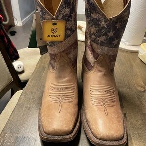 Ariat Men's Tan and Brown Western Boots 11